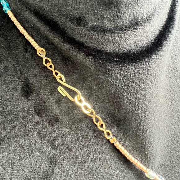 Turquoise and purple bead necklace and pendant - Picture 5 of 6